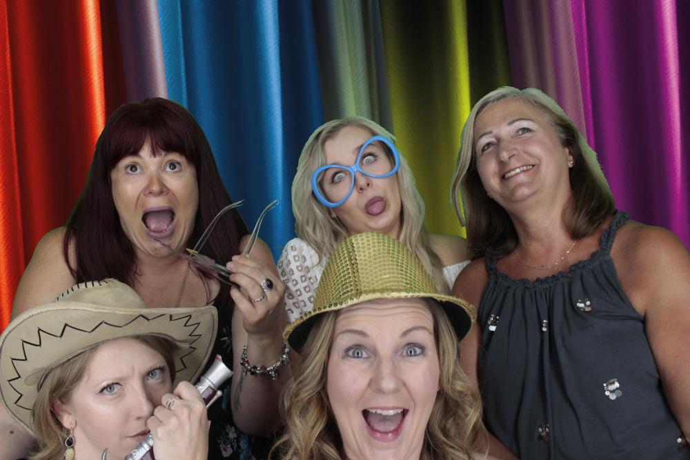 DHL South Regional Meeting | View more photos from the event at gallery.myphotoboothexperience.co.uk/u/MyPhotoBoothExperienceLtd/DHL-South-Regional-Meeting